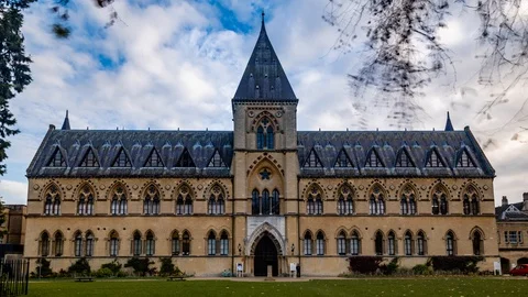 Time lapse view of the museum of natural history in Oxford Stock Footage 101205415