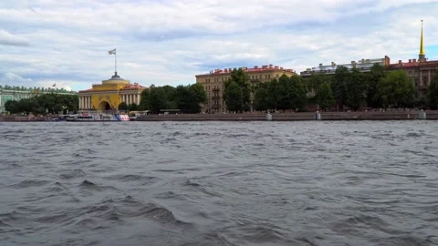 Time lapse view from the Neva river  in Saint Petersburg, Stock Footage 155543293