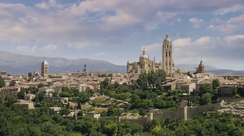 Time lapse view of old town of Segovia, Cathedral of Santa Mara de Segovia. Stock Footage 65057533