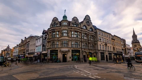 Time lapse view of Oxford high street crossroad with Cornmarket Stock Footage 100666606