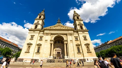 Time lapse view of people as they pass by at the Basilica in Budapest Stock Footage 89485339