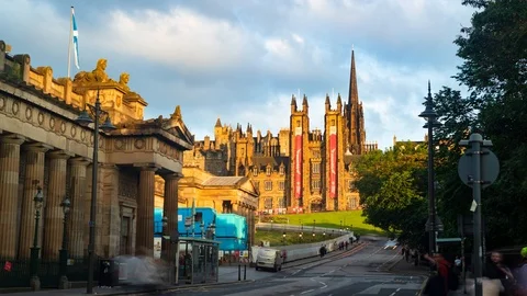 Time lapse view of the Scottish National Gallery and Edinburgh old town Stock Footage 113901323