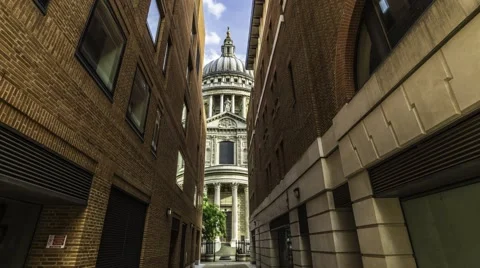 Time lapse view of St Paul cathedral in London Stock Footage 54287936