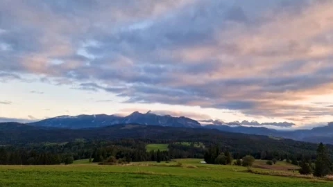 Time lapse. View of the Tatras mountains at sunset the sun. Tatry, Slovakia.. Stock Footage 252317768