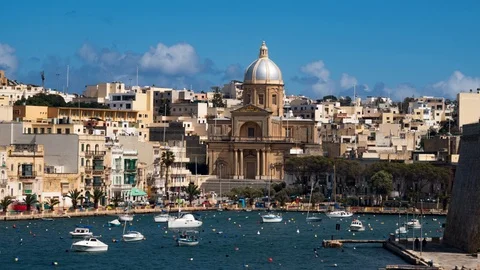 Time lapse view of the town of Kalkara in the bay of Valletta (Malta) Stock Footage 108085617