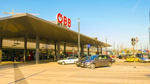 Time-lapse view on the Train Station in Vienna Video stock 77434473