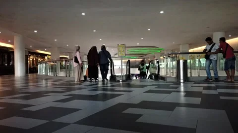Time lapse of visitor traffic going up and down using the escalator, 4K Video stock 241196510