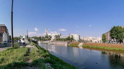 Time lapse of walkinga next to the river Stock Footage 52169545
