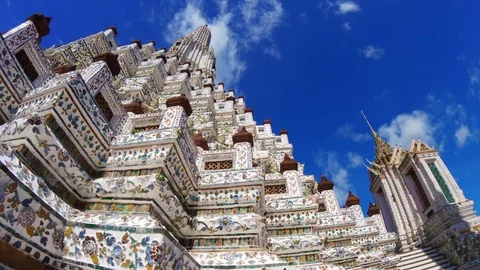 Time Lapse ; Wat Arun Temple , Downtown  Bangkok , Thailand 库存影片 92474849