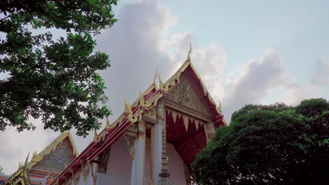 Time lapse Wat Pho temple and trees Stock-Footage 156172914