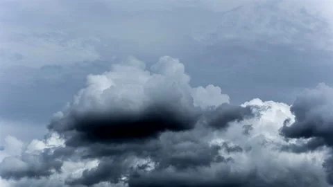 Time-lapse of White cloud isolated on a blue sky background realistic cloud. Stock Footage 152579291