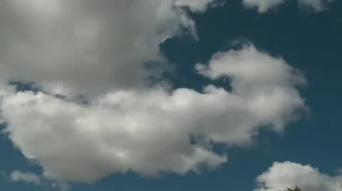 Time-lapse of White Clouds Drifting 스톡 동영상 12615018