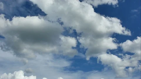 Time Lapse of White fluffy clouds Stock Footage 130761135
