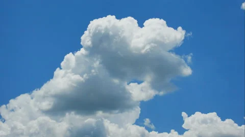 Time Lapse of White fluffy clouds Stock Footage 131246289