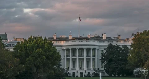 A time-lapse of the White House at sunset Stock Footage 141406129