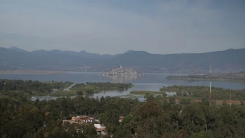 Time lapse wide shot of janitzio island Stockbeeldmateriaal 71745692