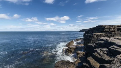 Time Lapse of Wild Atlantic Way Northwest Coast Ireland 動画素材 89879528