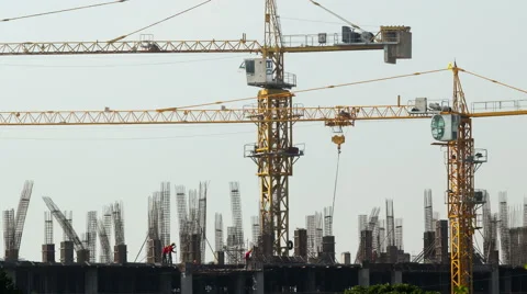 Time lapse ,worker set up concrete mold in construction site Video stock 45255825