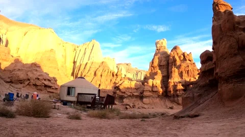 Time lapse of Yurt at Goblin Valley Stock Footage 155399798