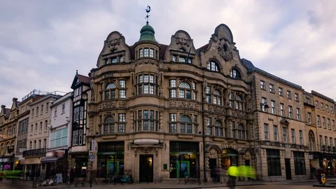 Time lapse zoom out view of Oxford high street crossroad with Cornmarket Stock Footage 102376000