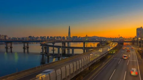 Time Lapse4k. traffic and sunset Stock Footage 132542963