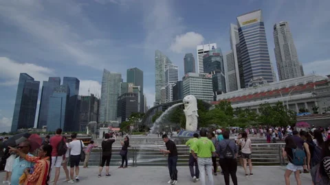 Time lapse,Famous Merlion Statue Spewing Water In Singapore Stock Footage 134917080