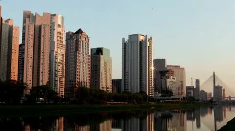 TIME LAPSES MARGINAL Video stock 8955101