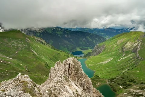 Time lapspe lake lache mountain lachenspitze and mountain hut landsberger hütte Stock Footage 138885451