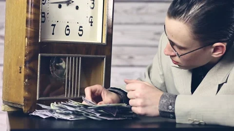 Time to make big money Stock Footage 148993829