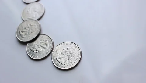 Time is money. Analog clock on dollars. The concept of financial times to sav Vídeo Stock 91911368