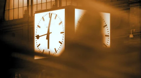 Time passing. clock watch. time lapse. motion blur. public place Stock Footage 36213182