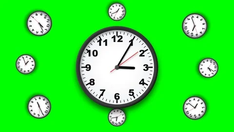 Time Passing Concept with Multiple Clocks on Green Screen. Video stock 332948860