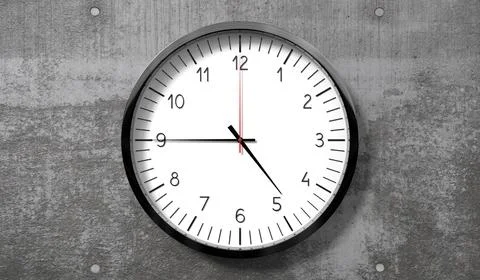 Time at quarter to 5 o clock - classic analog clock on rough concrete wall Stock Illustration
