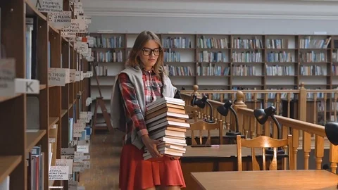 Time to Study Stock-Footage 81516019