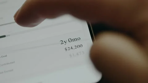 Timeframe for a financial goal set as 2 years Video stock 332080993