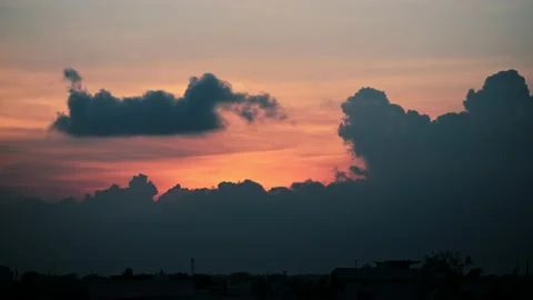 Timelaps of Daramatic clouds moving after sunset, 4k Video stock 138260788