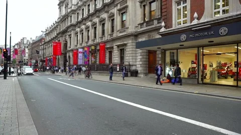 Timelaps Video in London England Stock Footage 220051791