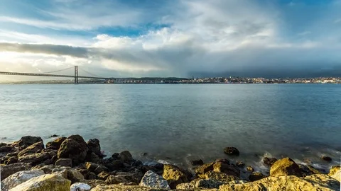 Timelapse of 25th of April Bridge and Tagus river. Lisbon, Portugal. April, 2017 스톡 동영상 78518100