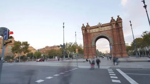 Timelapse - Arc de Triomf - Barcelona Stock-Footage 81308874