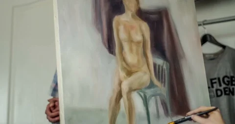 Timelapse at an art school, while teaching drawing Stock-Footage 129573526