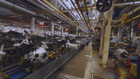 Timelapse of the assembly line of the gearbox with the motor 스톡 동영상 264048402