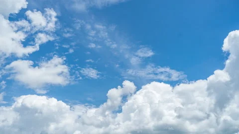 Timelapse awan 4 Stock Footage 232767197