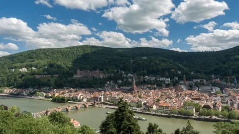 Timelapse - Beautiful clouds over the City of Heidelberg Видео 109475247