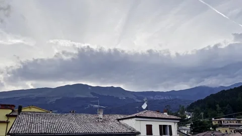 Timelapse of beautiful sunset in the mountains. 動画素材 249661812