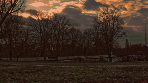 Timelapse - Berlin | at River 動画素材 279688824