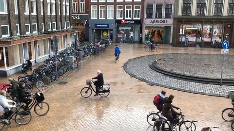 Timelapse of bicycle traffic in most students city in Netherlands Stock Footage 103540304