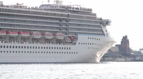 Timelapse of a  big luxury liner Stock Footage 40663564
