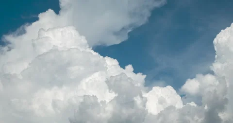 Timelapse Blue sky fluffy white clouds on summer season bright clear sky Video stock 269091605