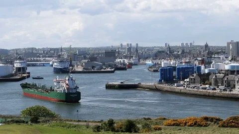 Timelapse of a Boat Docking at Aberdeen Harbour Video stock 75782257