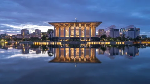 Timelapse of Bule Hour at Iron Mosque, Putrajaya Stock Footage 199825998